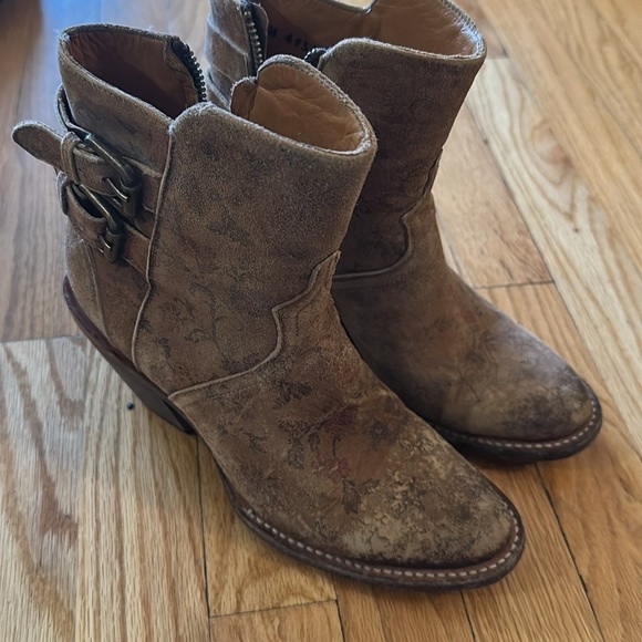 Lucchese sz 6 heeled low cowboy cowgirl boots Brown Leather Ankle good condition - Picture 4 of 7